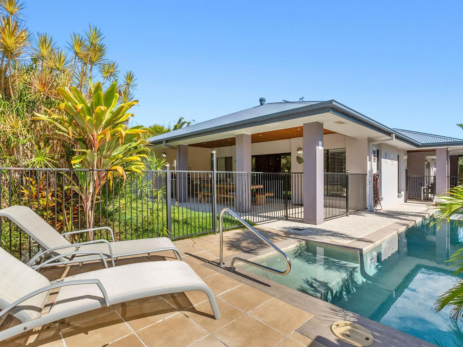 Black Rock Beach House With Pool Pottsville Bagian luar foto